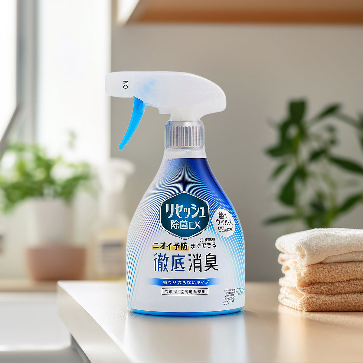 KAO Resesh Fabric Anti-bacterial Spray  (Less lasting fragrance)  (370mL)