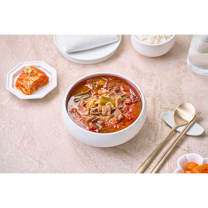 SHINSEGAE FOOD Korean Spicy Beef Soup  (450g)