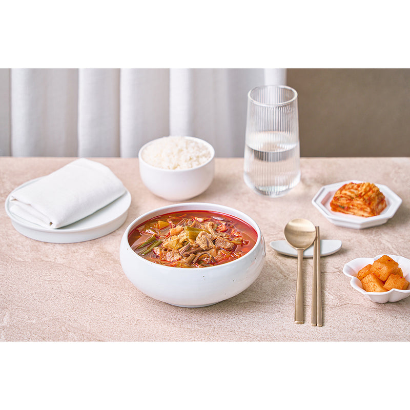 SHINSEGAE FOOD Korean Spicy Beef Soup  (450g)