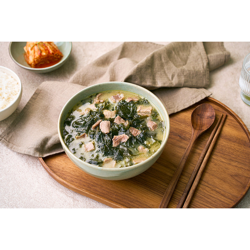 SHINSEGAE FOOD Seaweed Soup with Korean Beef  (450g)