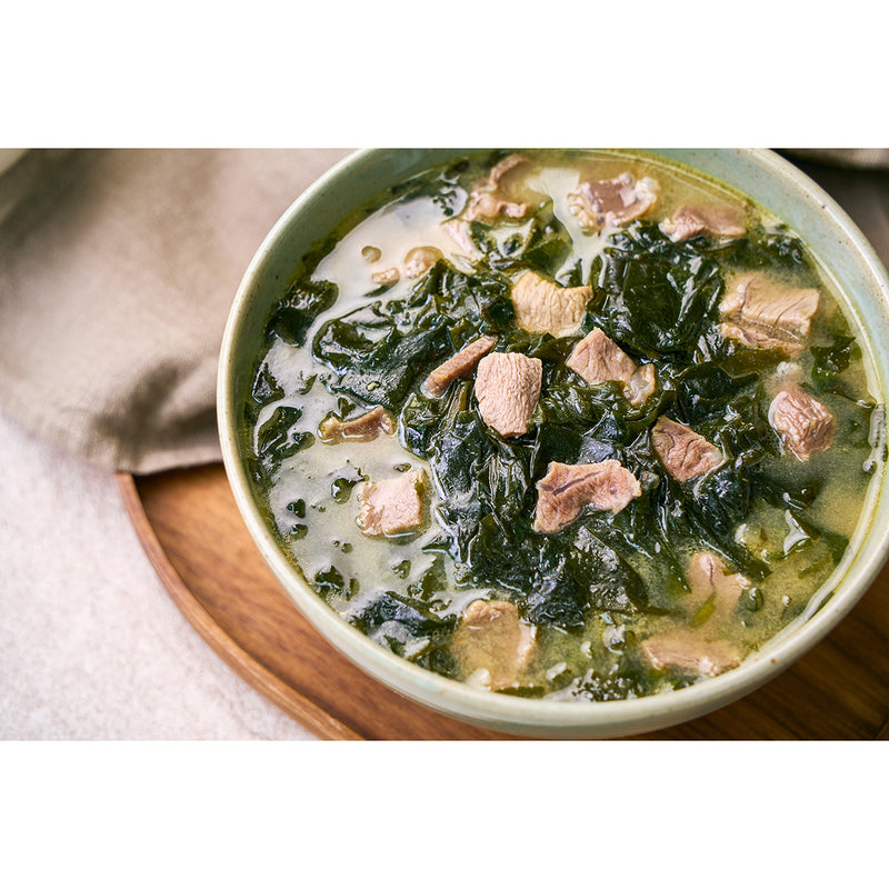 SHINSEGAE FOOD Seaweed Soup with Korean Beef  (450g)