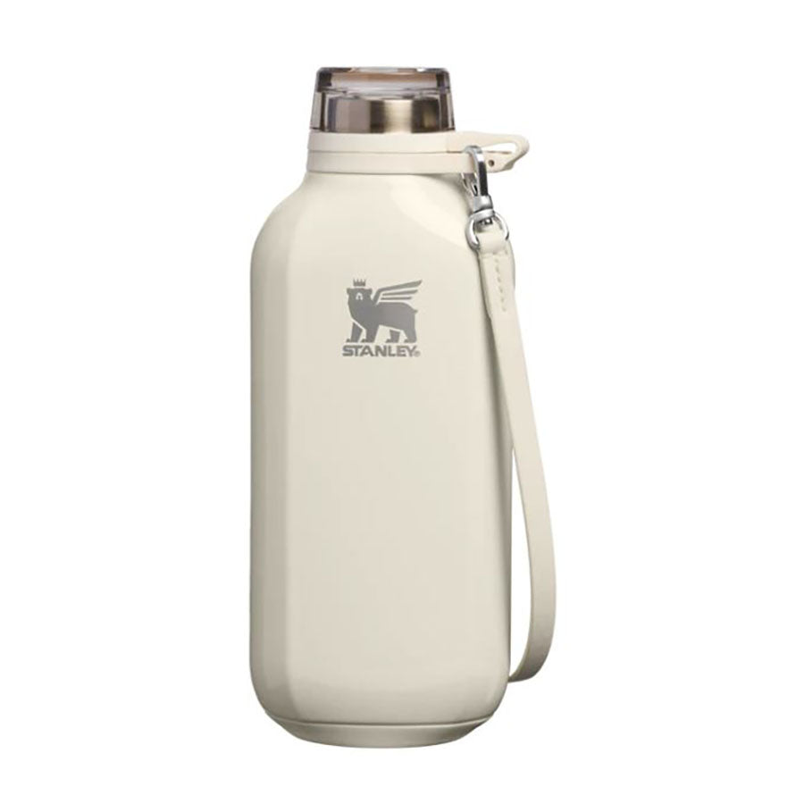 STANLEY The Clutch Water Bottle 16oz - Cream Gloss