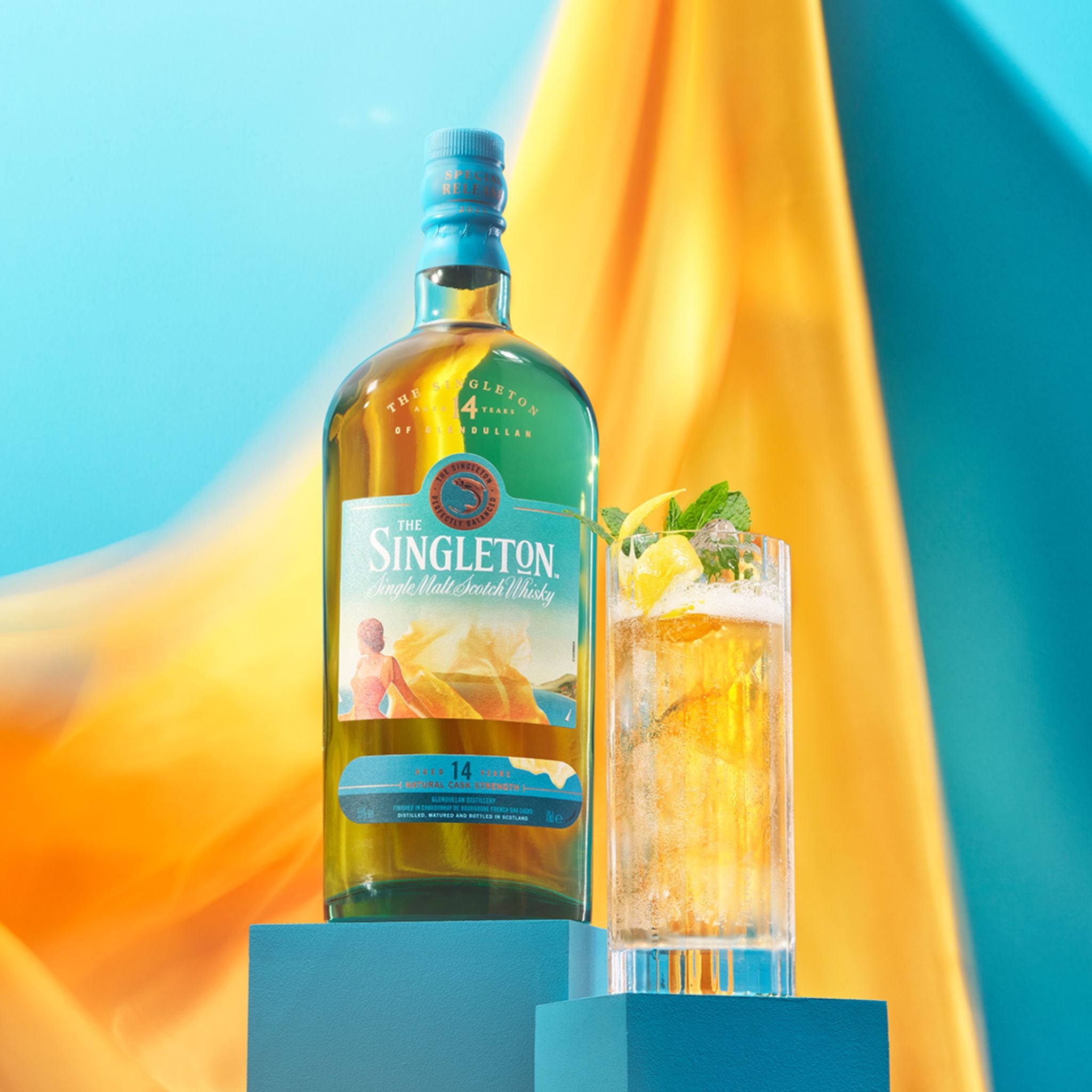 Moonlit Malt: Singleton Whisky with Seasonal Fruits & Mooncakes