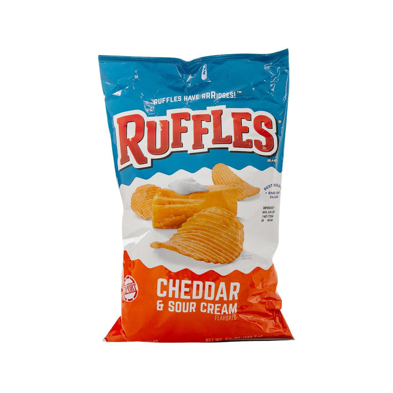 RUFFLES Potato Chips - Cheddar & Sour Cream Flavored  (180g)