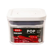 OXO POP CONTAINER-SMALL SQ. 0.4QT