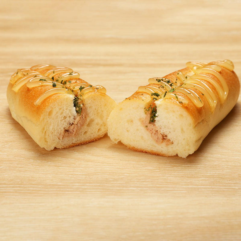 LITTLE MERMAID BAKERY 吞拿魚法國麵包  (1pc)