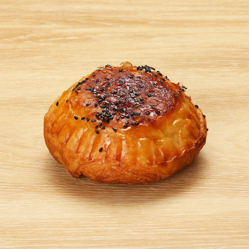 LM BAKERY Red Bean Crunch Puff  (1pc)